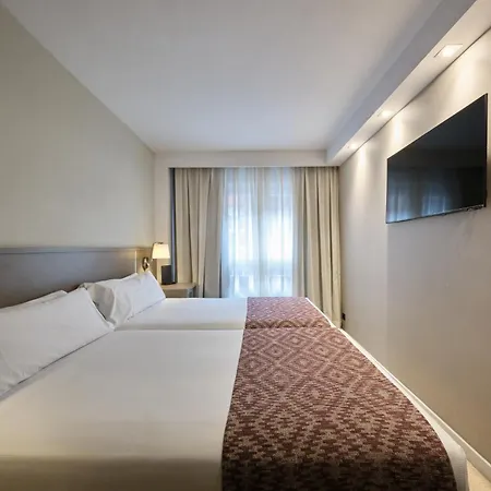 Catalonia Park Gueell Hotel Barcelona Room photo